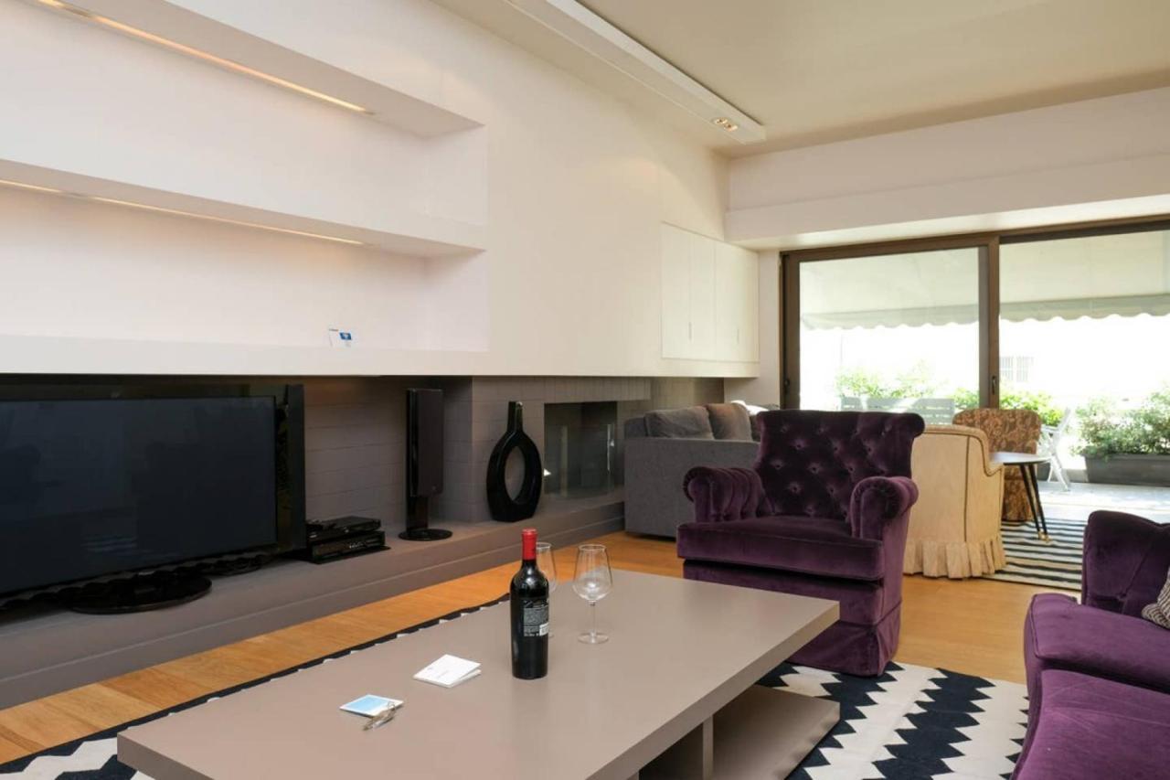 Urban Luxury Homm Apt. In Deinokratous Str. Apartment เอเธนส์ ภายนอก รูปภาพ